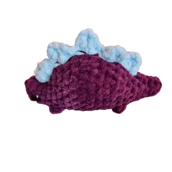 Little stegosaurus